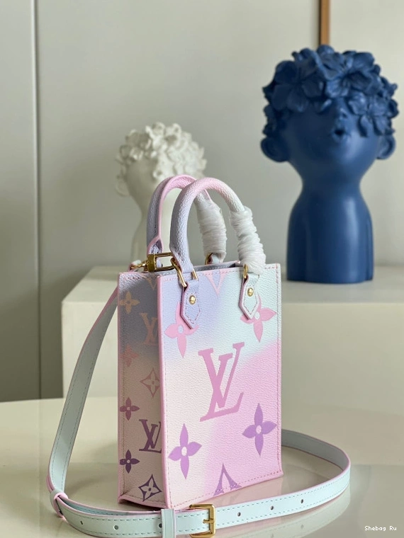 LOUIS SAC VUITTON PLAT PETIT 0820